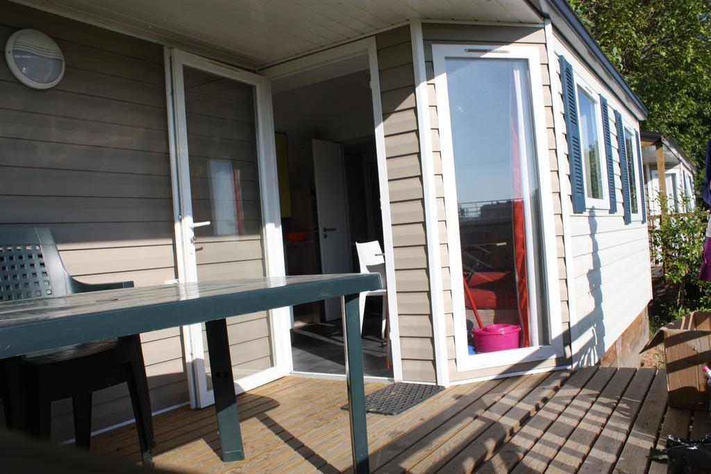 Camping Le Rhone Tournon-sur-Rhone Room photo